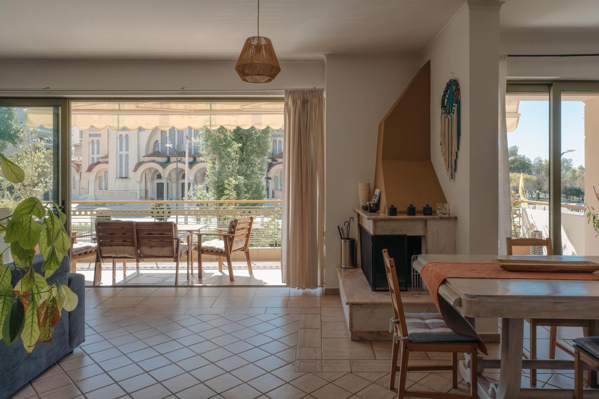 Lazarus 2Bd Apartment In The Center Patras Exteriör bild
