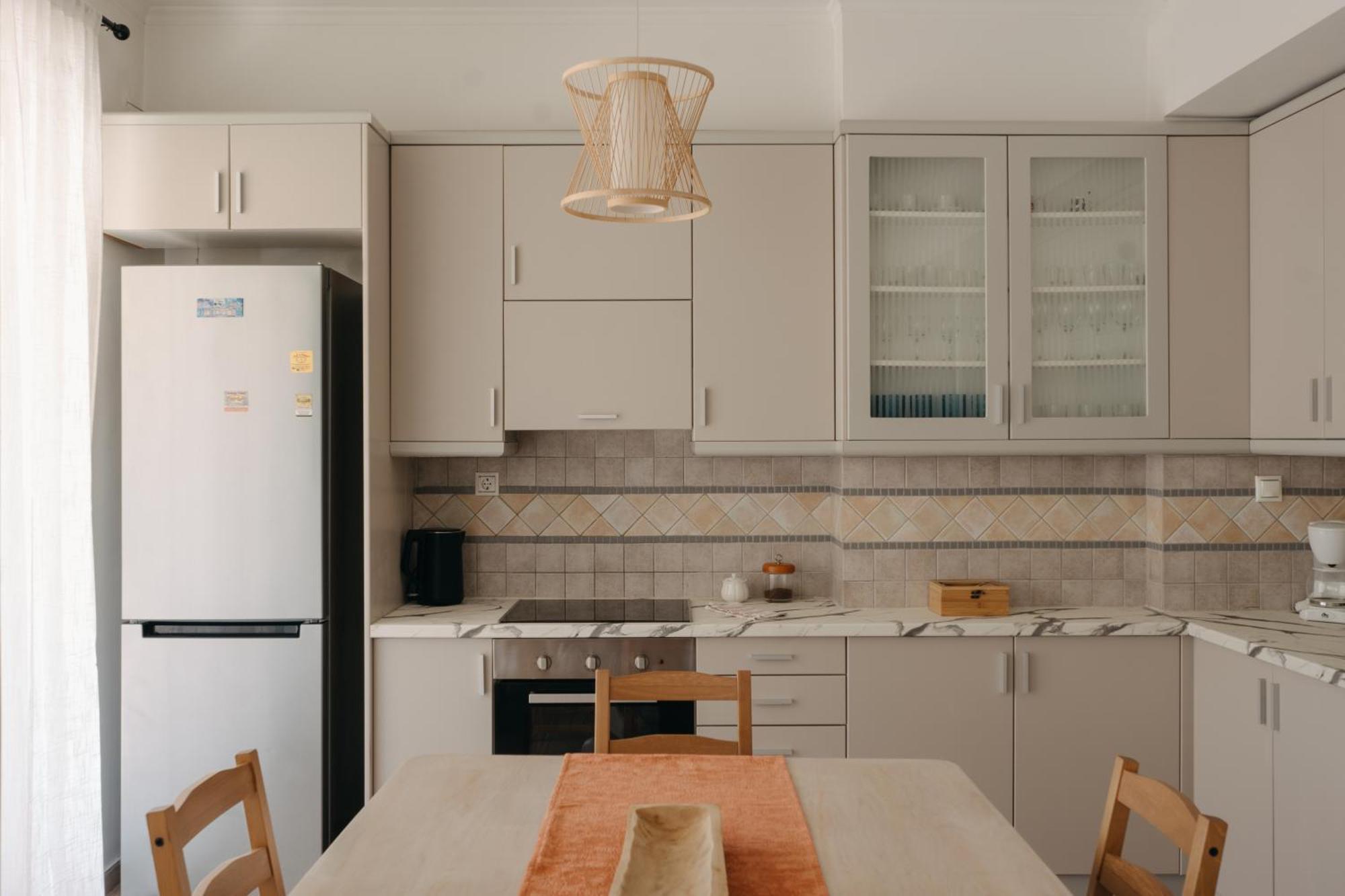 Lazarus 2Bd Apartment In The Center Patras Exteriör bild